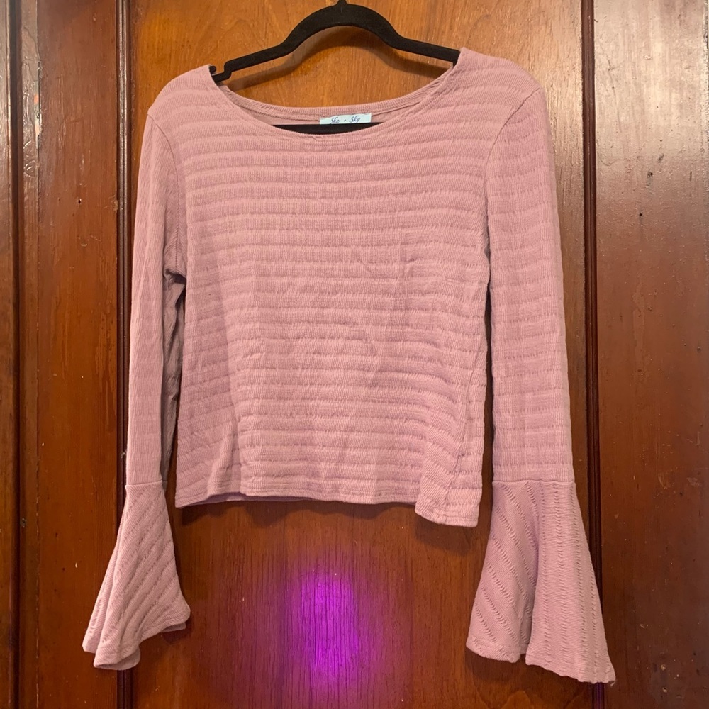 She and Sky Bell Sleeve Crop Top